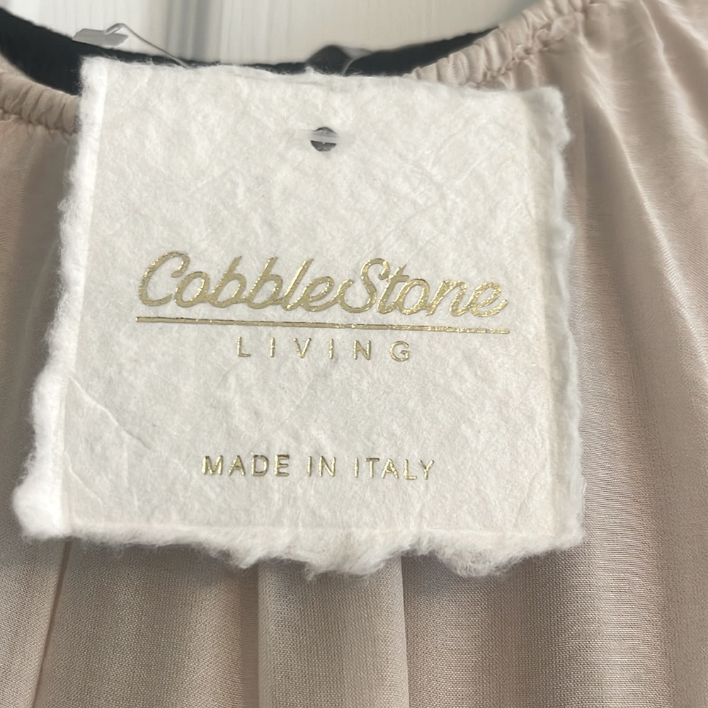CobbleStone Ruffle Sleeve Silk Blouse champagne color One Size - Picture 3 of 3